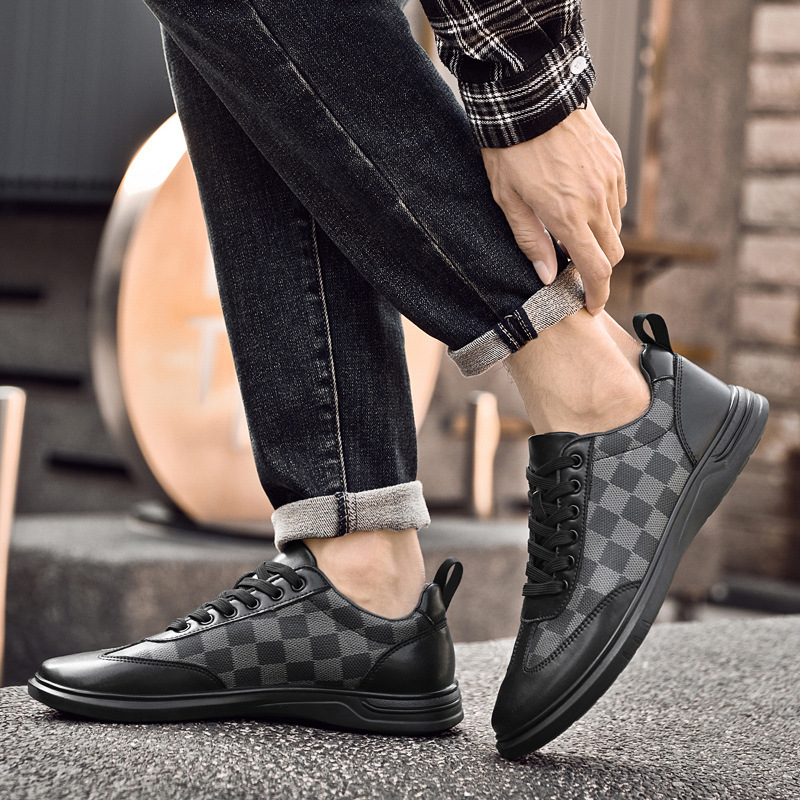 Fashion Low Top Plaid Cowhide Flat Casual Shoes