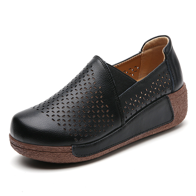 Outdoors Women's Thick Bottom Toe Cap Mother Breathable Hollow Soft Bottom Wedge Hole Shoes foto 4
