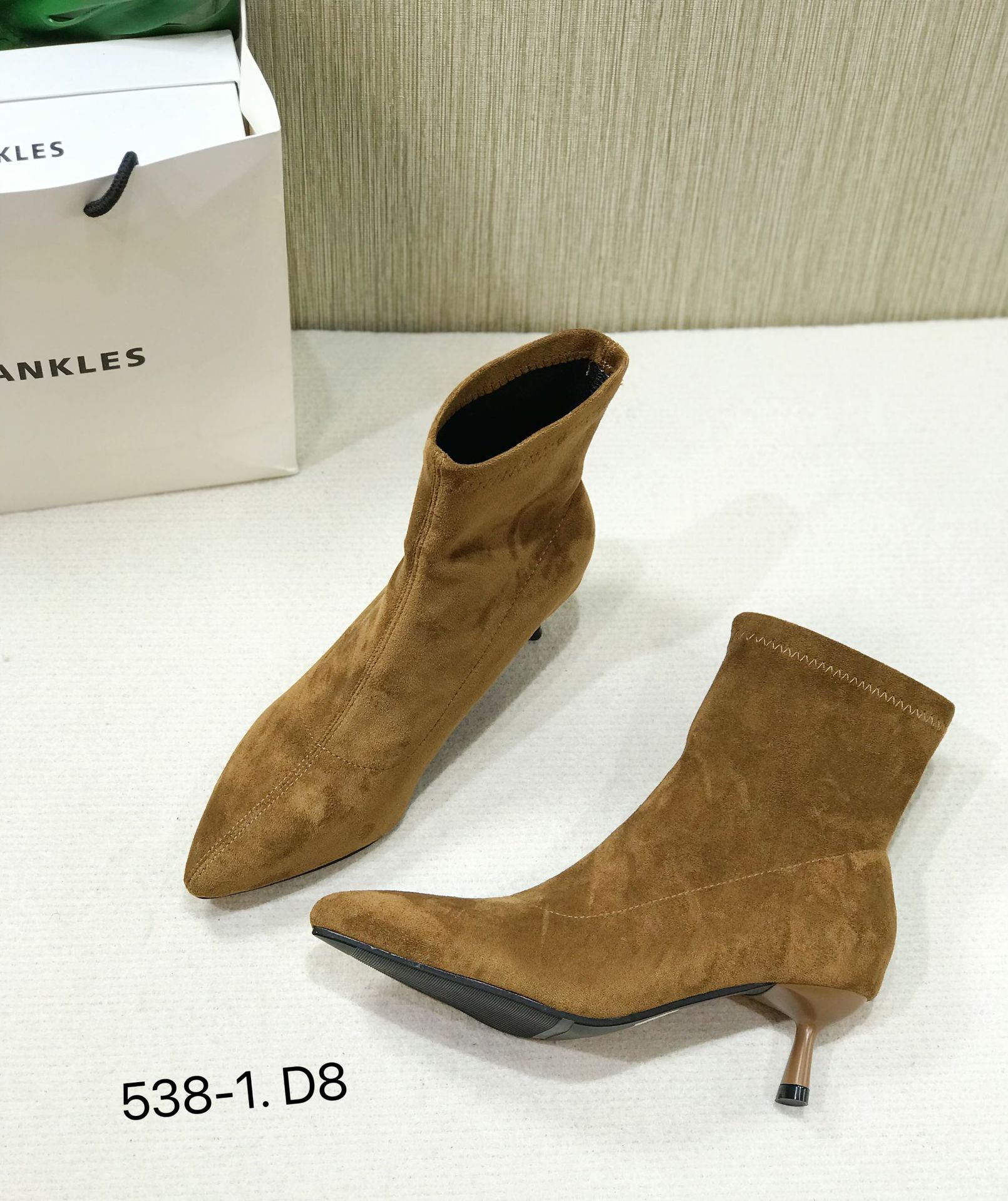 Small Ankle Boots Pointed Toe Fashion Boots Martin Boots foto 3