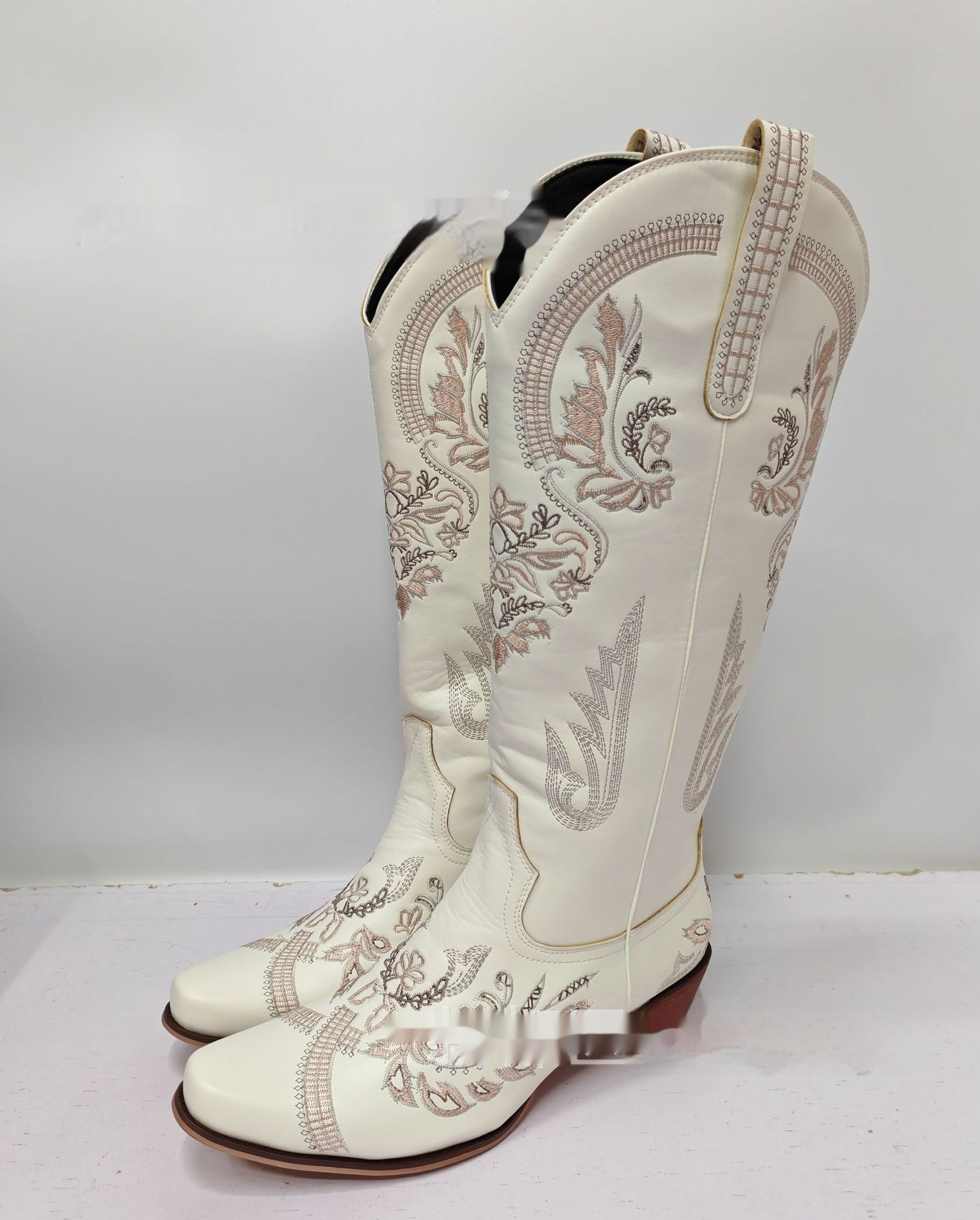 Embroidered Rhinestone Thick High Heel Side Zipper High-top Boots foto 3