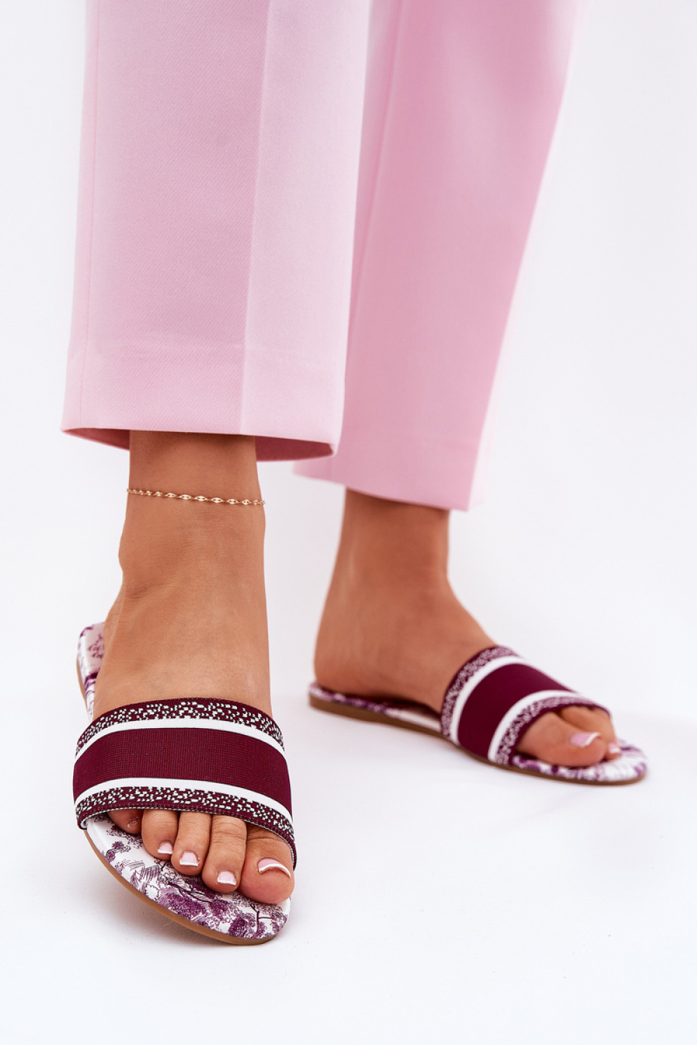 Slippers Step in style
