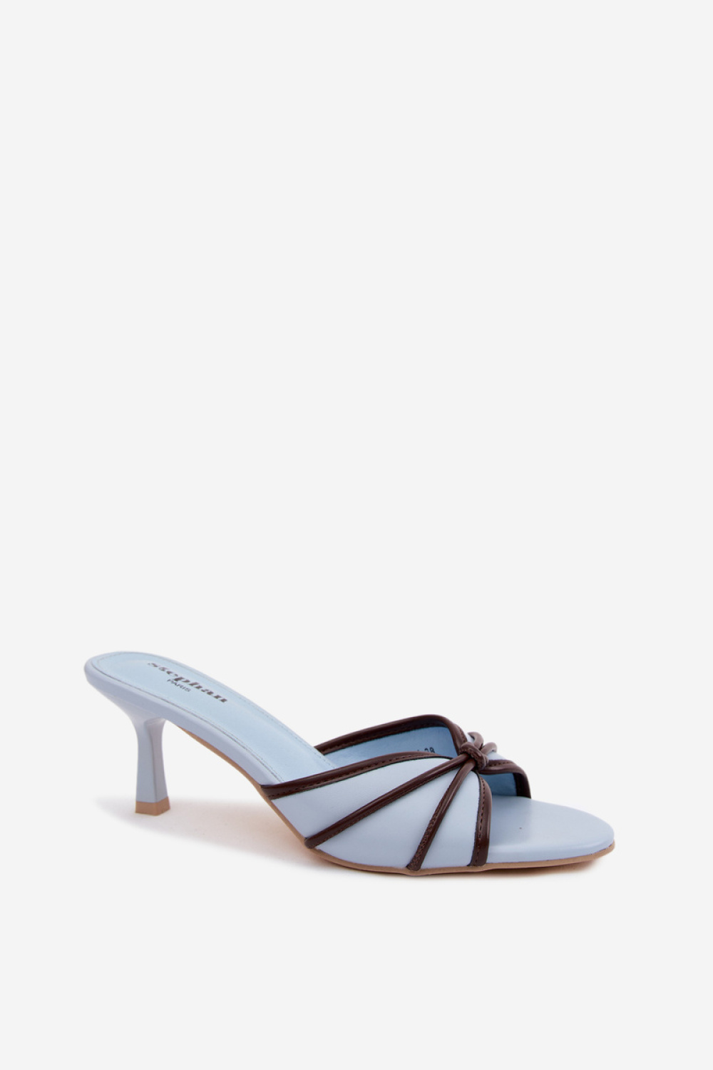 Hakken slippers Step in style