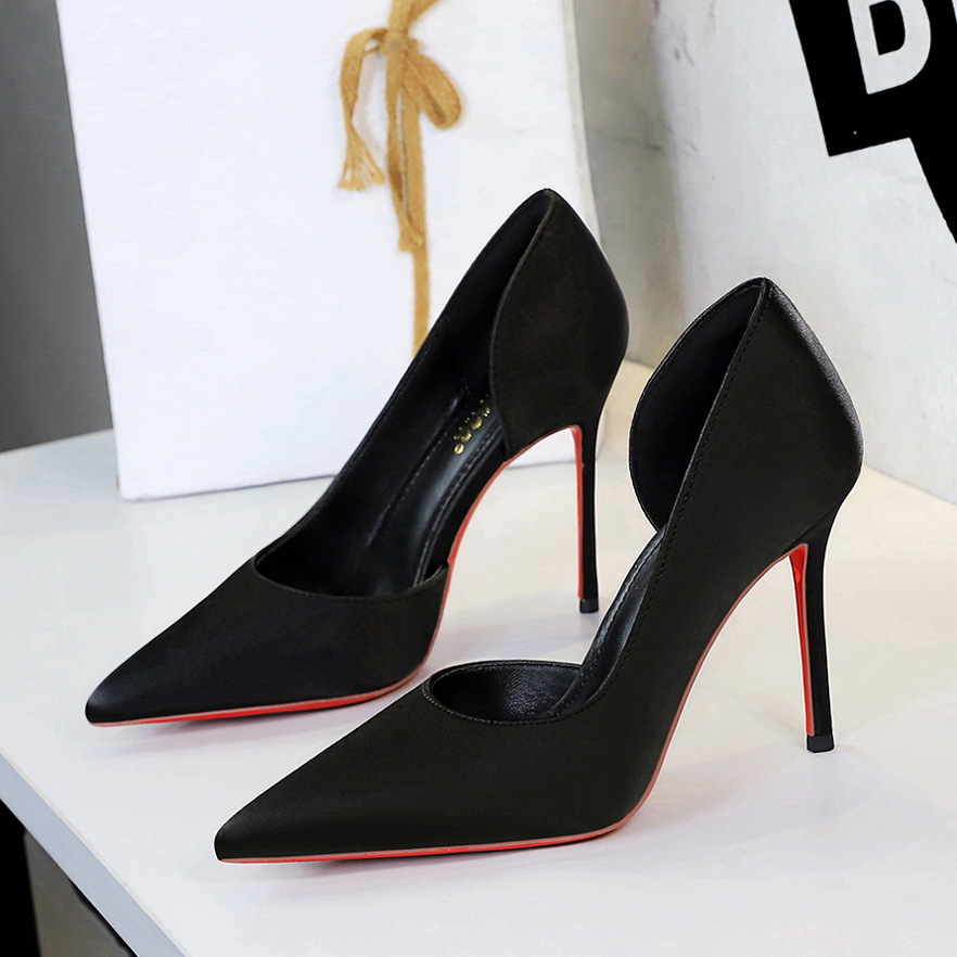 Pointed Toe Shallow Mouth Red Bottom High Heels Women foto 5