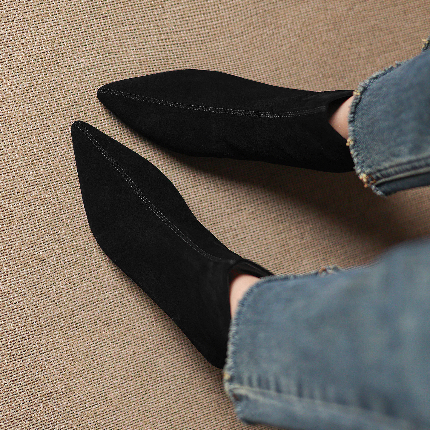 Cowhide Suede Pointed-toe Ankle Boots For Women foto 3