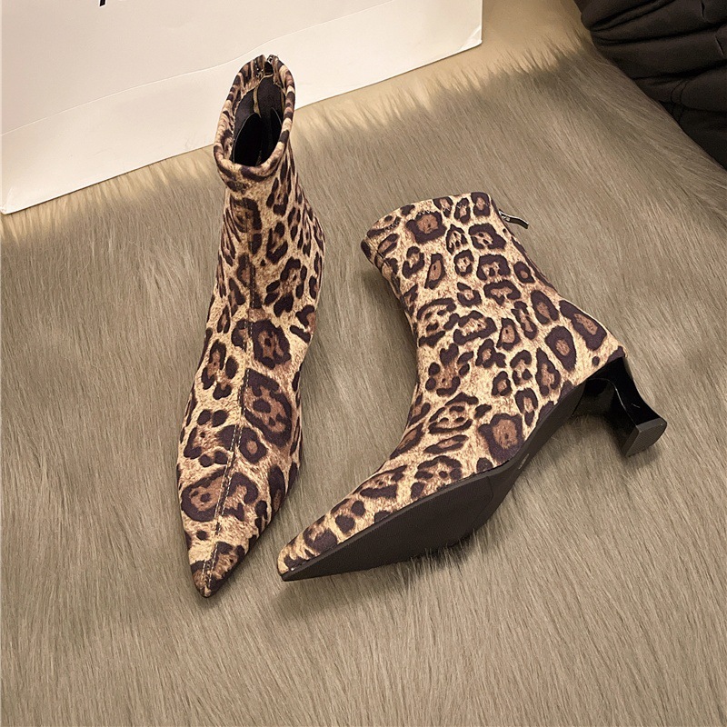 Slim High-heel Leopard Print Pointed Toe Stylish Short Boots For Women foto 4