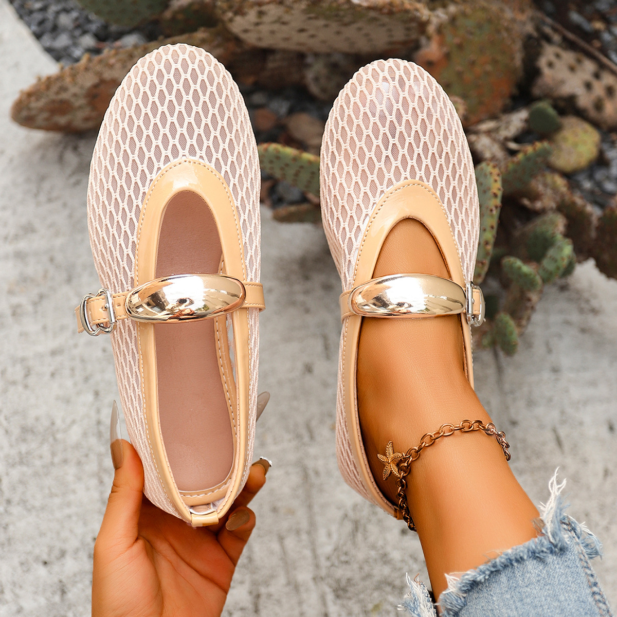 Round-toe Fishnet Hollow-out Ballet Flats Fashionable And Flat foto 4
