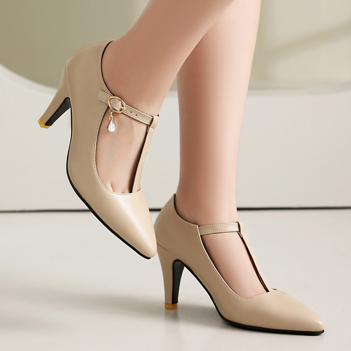 Women's Fashion Pointed-toe Elegant High Heels foto 3