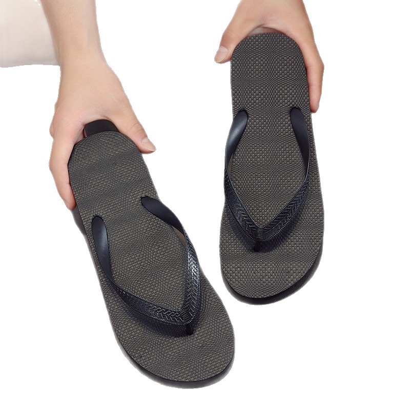 Casual, Stylish Outdoor Flip-Flops For Men