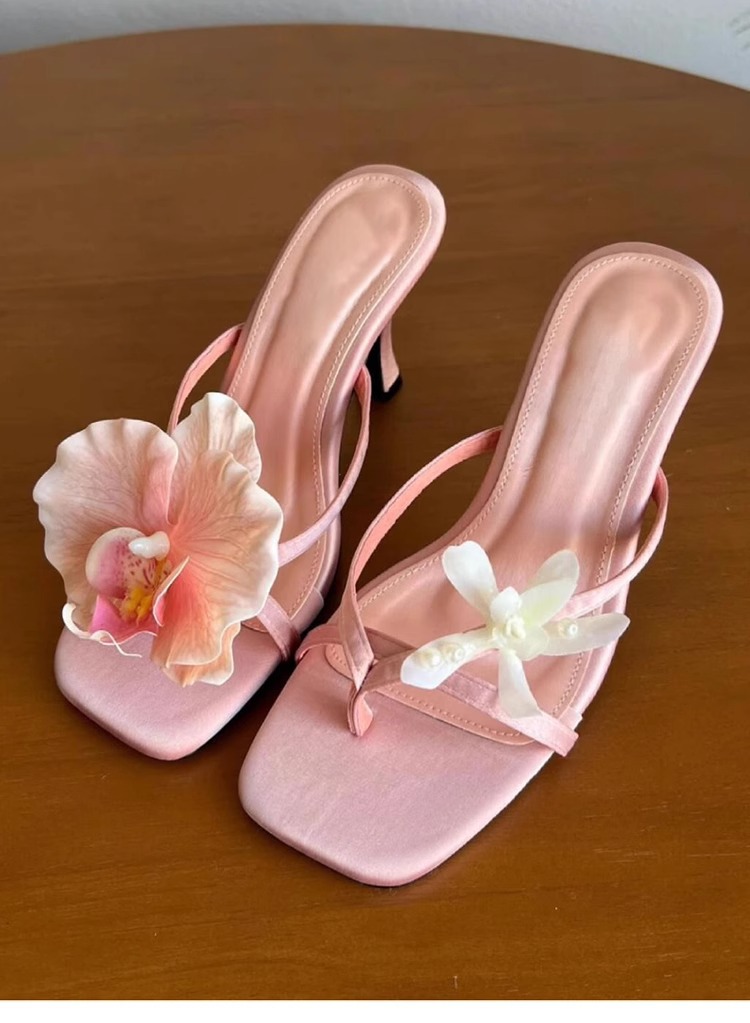 Handmade Asymmetric Flower Sandals For Women High Heel Semi-slipper foto 5