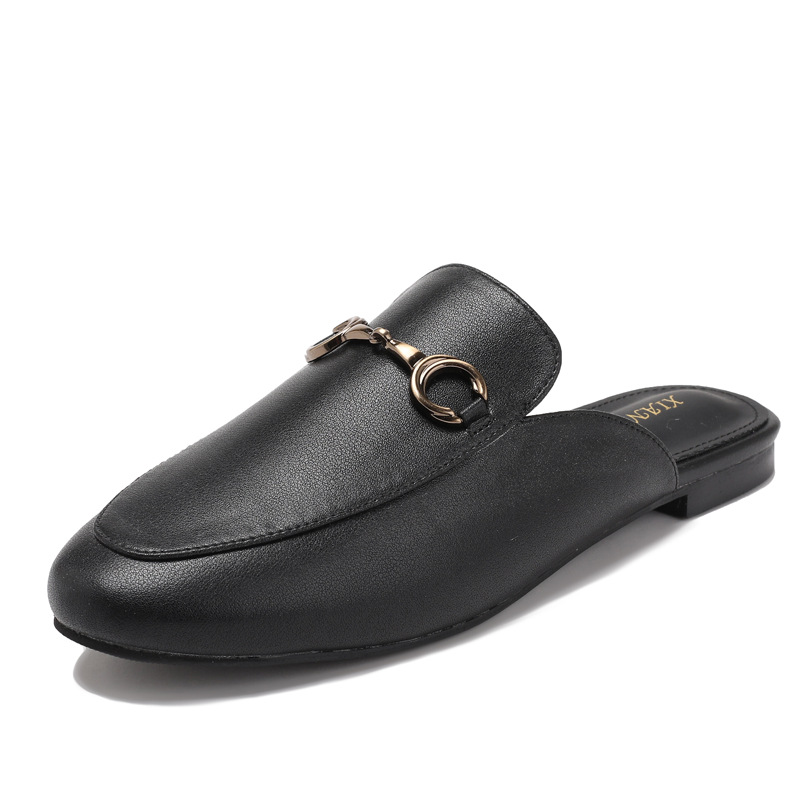 Flat-bottomed Slip-on Loafers With Horsebit Buckles And A Closed Toe foto 5