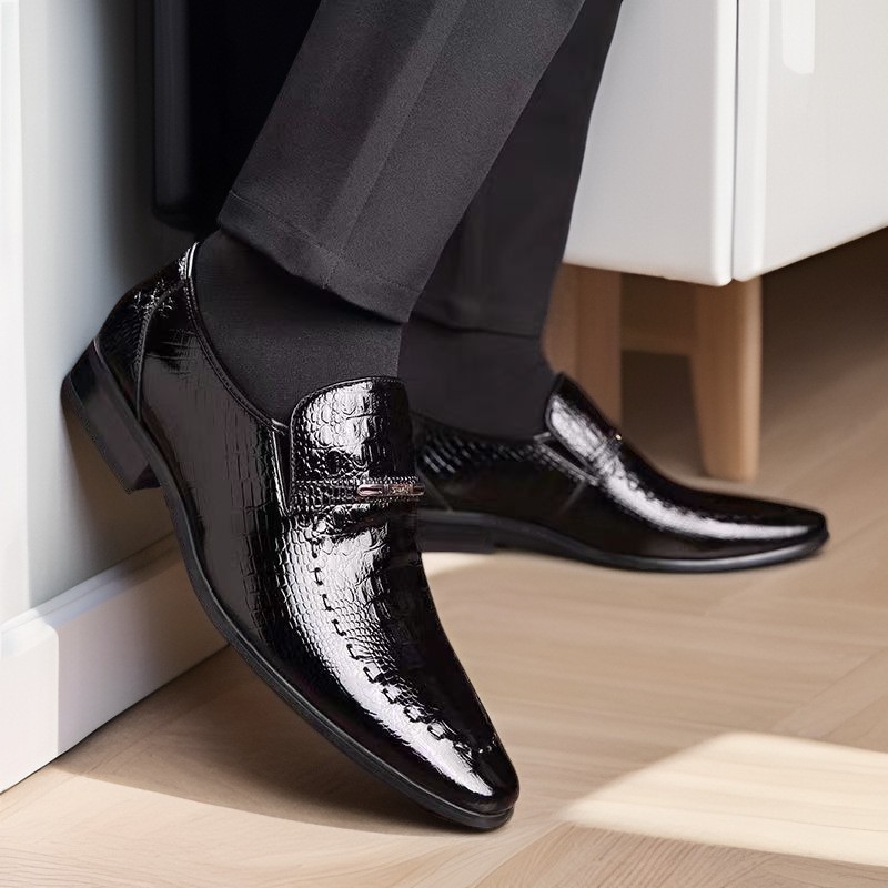 Men's Shoes New Crocodile Pattern Plus Size Patent Leather foto 2