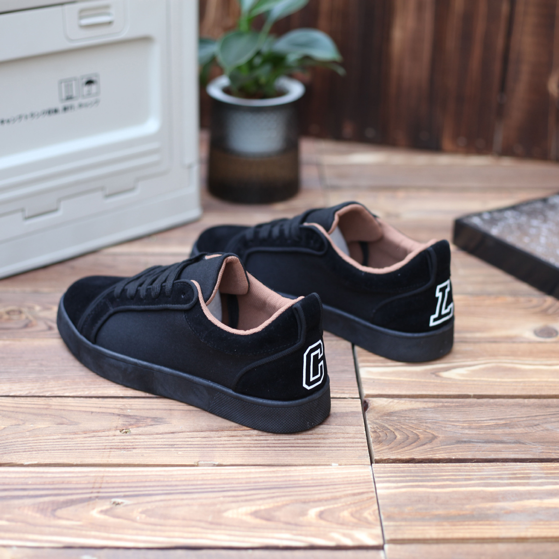 Red Background Men's Sneakers Sports Canvas Breathable foto 3