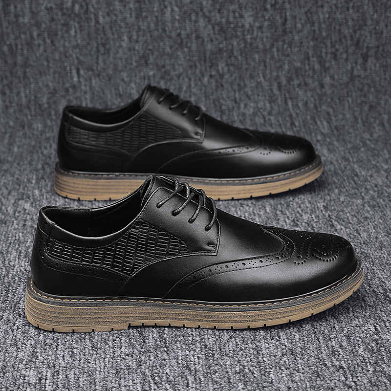 Men's Leather Shoes Carved Casual Men's Shoes foto 4