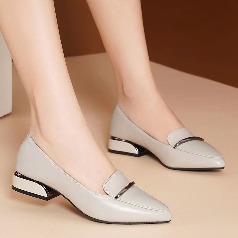 Pointed Soft-soled Leather Shoes Shallow Mouth Single Shoe Fashionable Low Heel foto 4