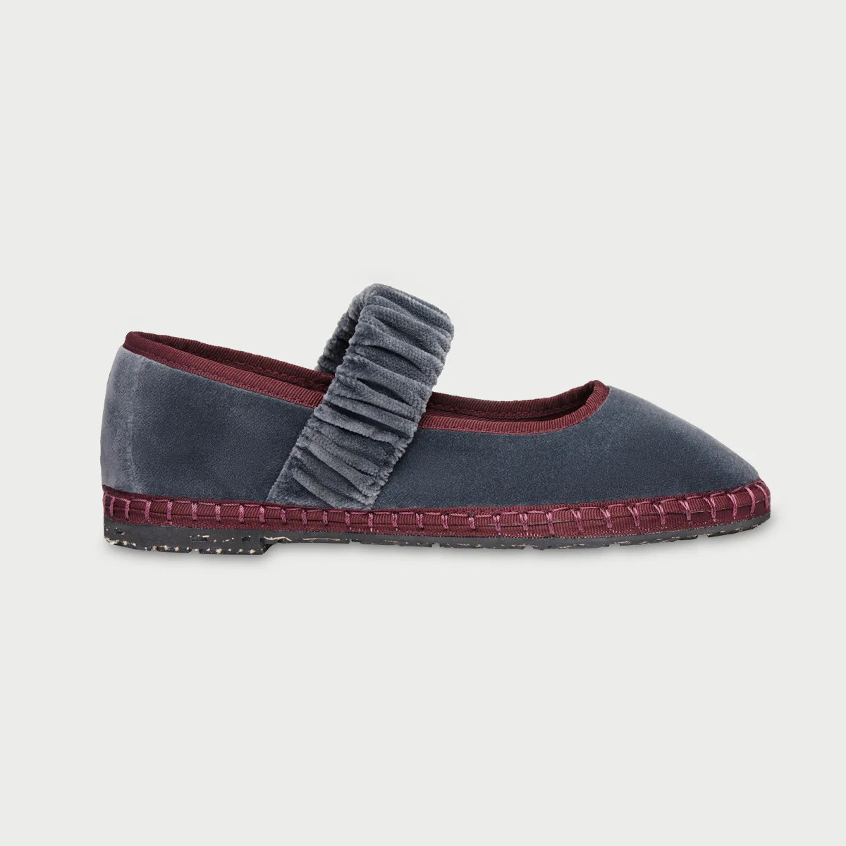 Pointed-toe Velvet Slip-on Ballet Flats With Elastic And Pleats foto 5
