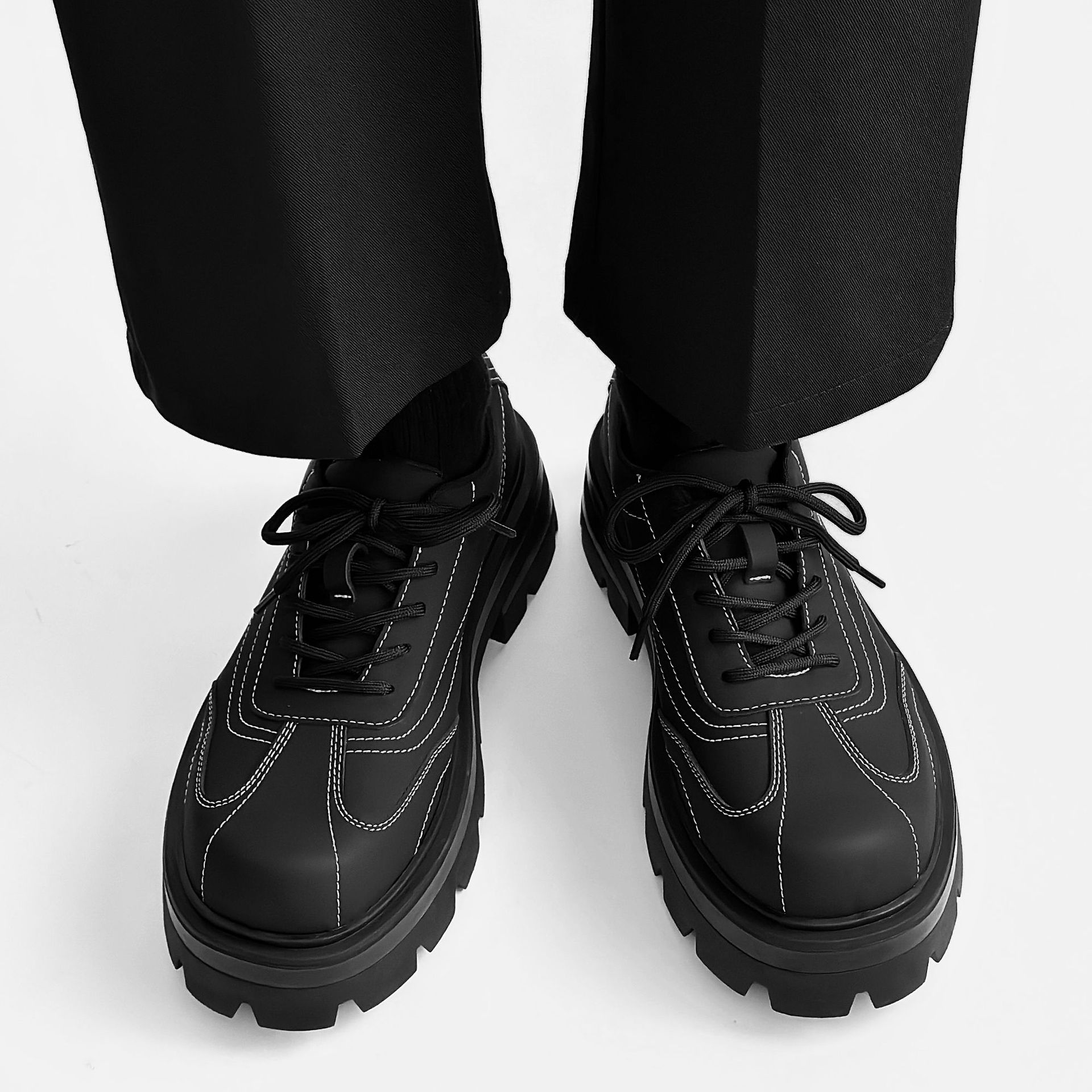 Thick-soled Matte British Commuter Leather Shoes foto 2