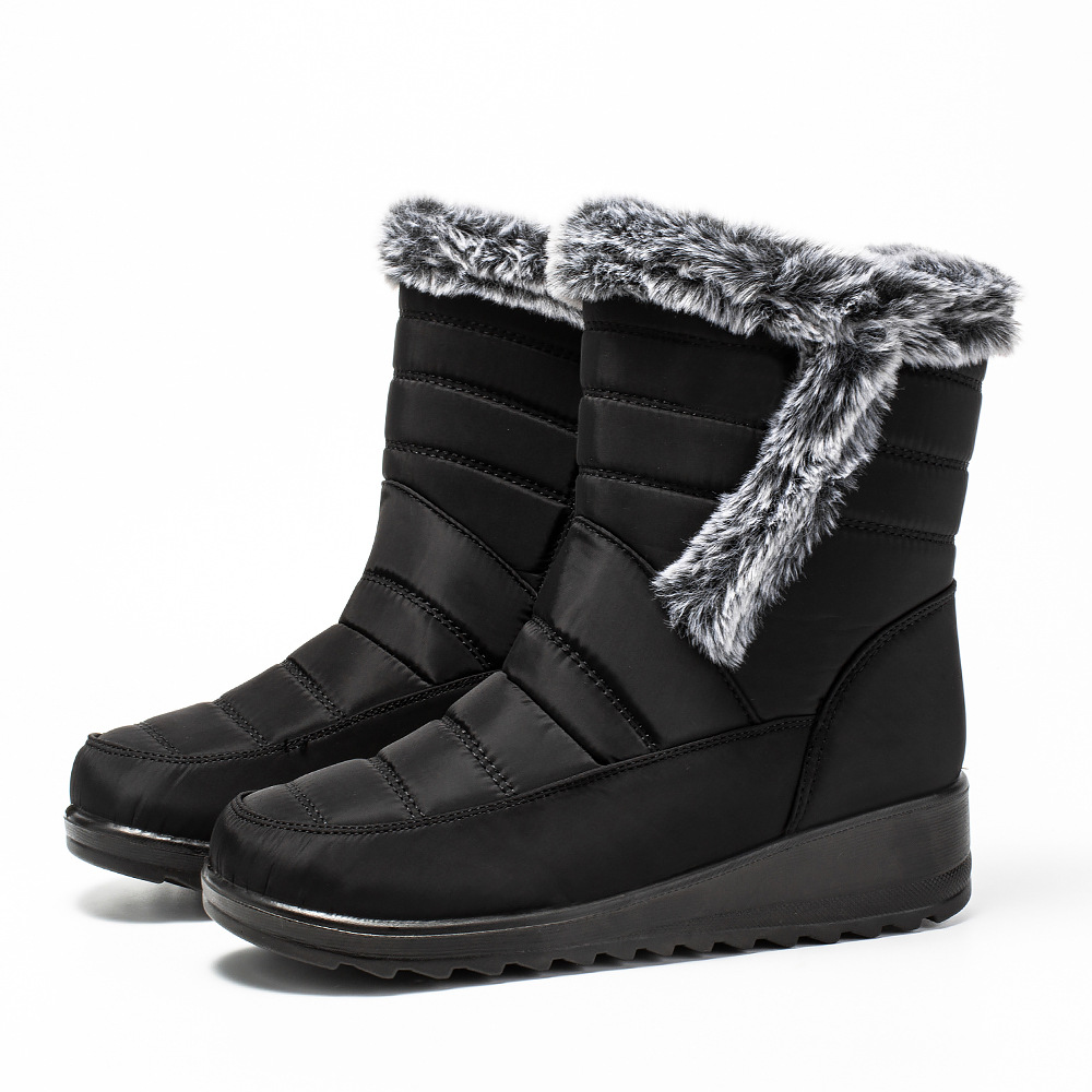 High Top Womens Snow Boots With A Faux Rabbit Fur Collar Side Chain Detailing And Waterproof Design For Maximum Warmth foto 5