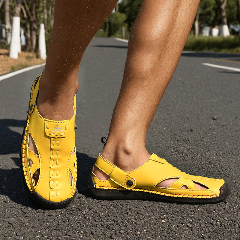 Couple Bright Sandals Closed Toe Hollow Hole Shoes foto 2