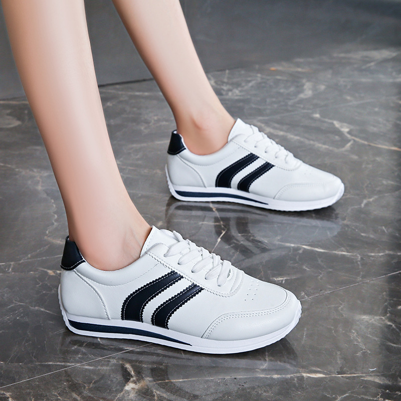 Casual Lace Up Soft Bottom Wild Sneaker foto 3