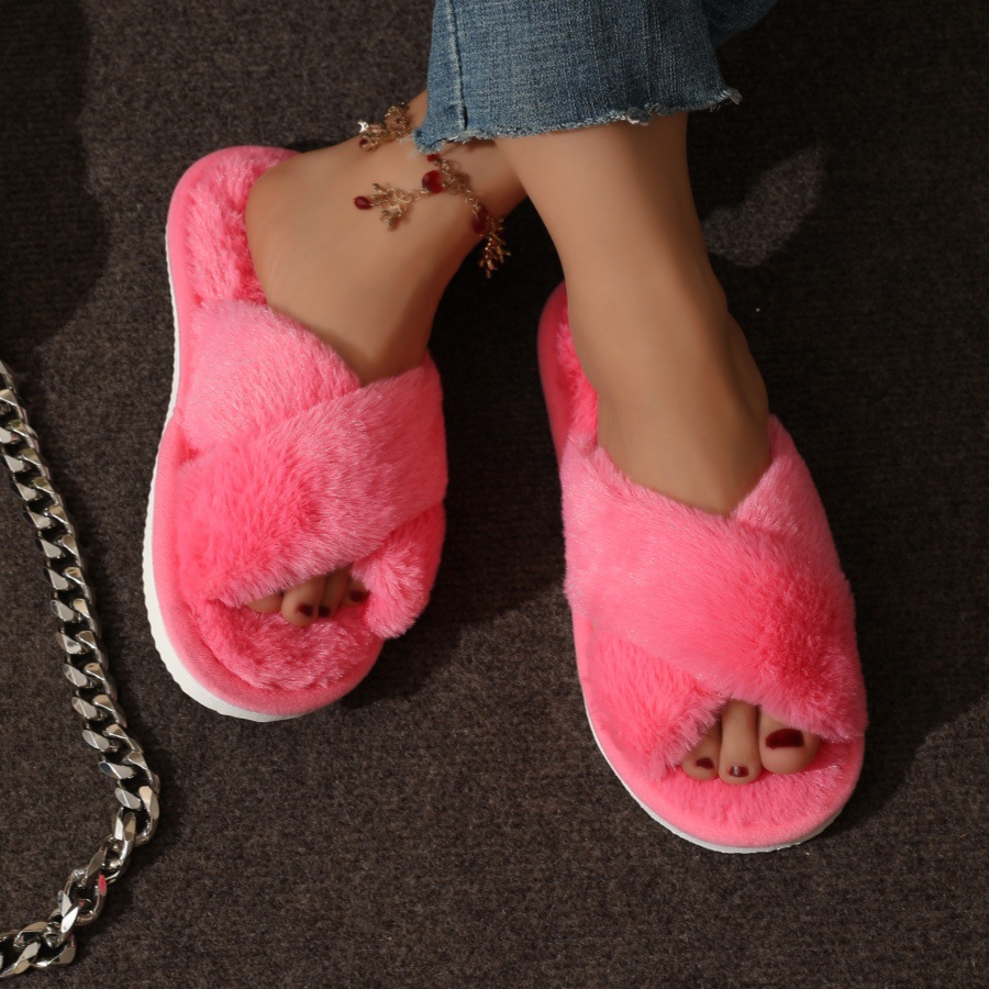 Cross Plush Cotton Slippers Female foto 2