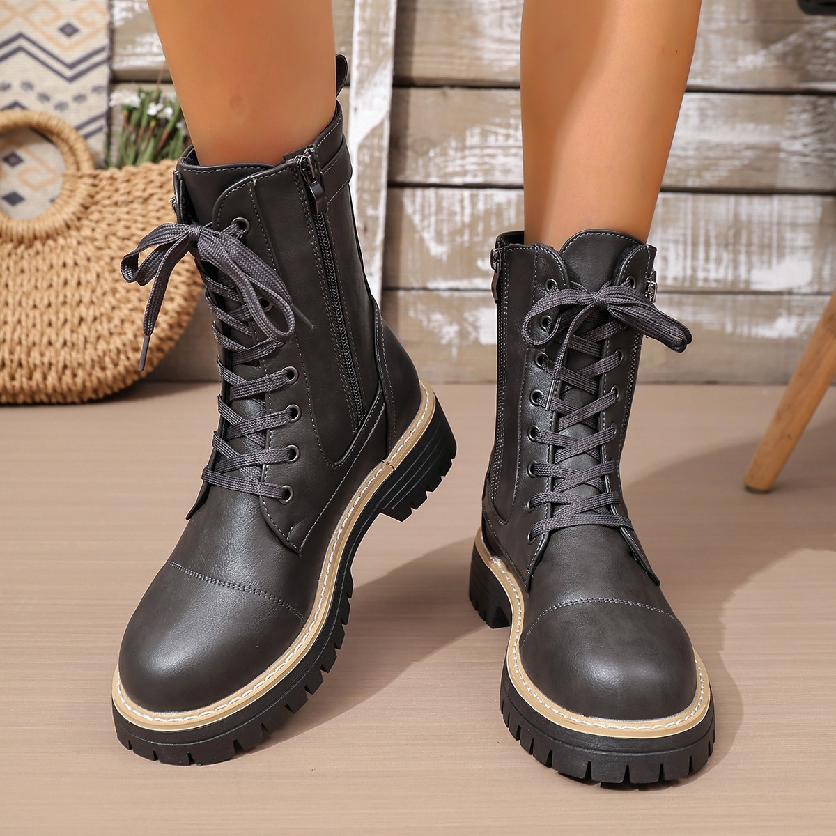 New Women's Solid Color Low Heel Middle Boots foto 3