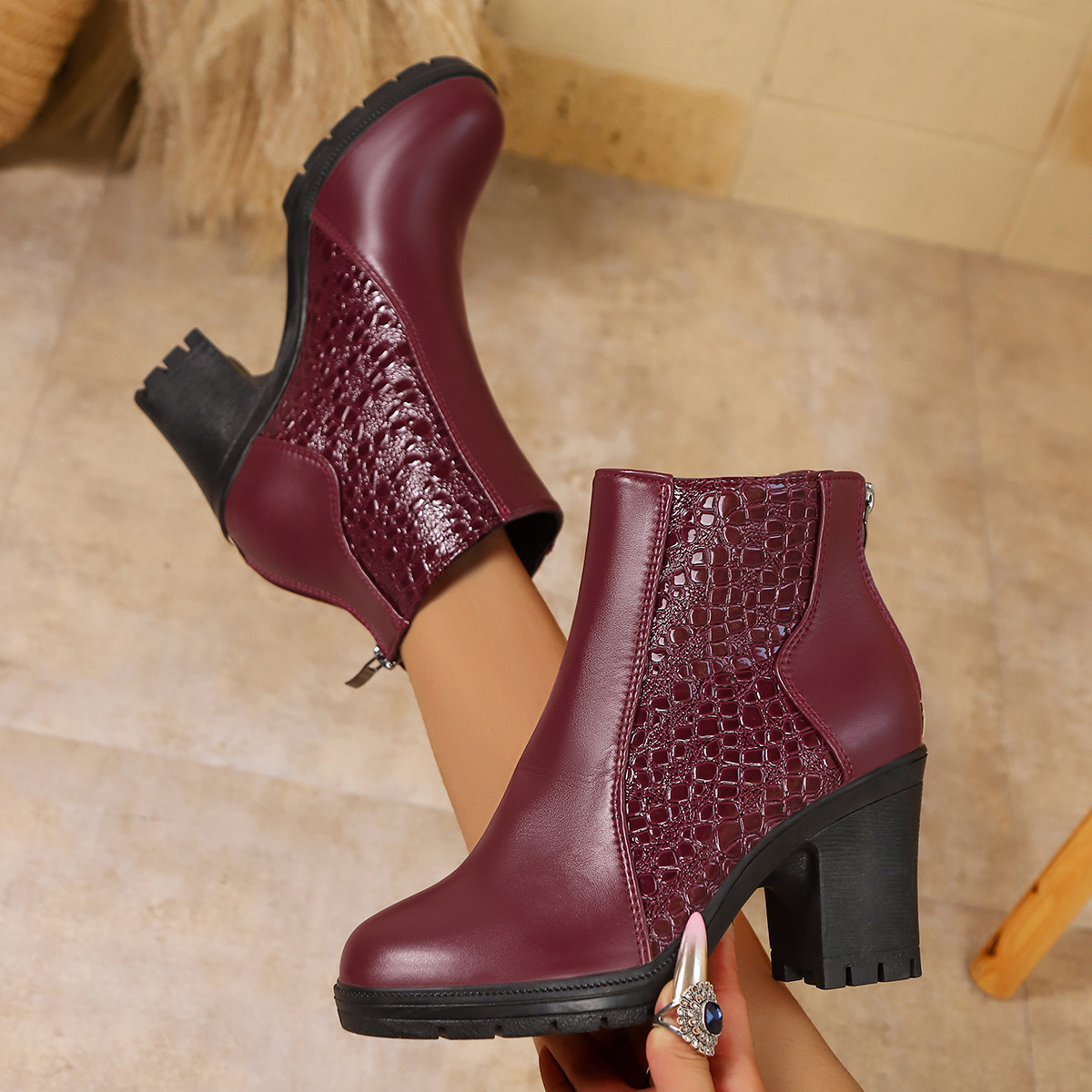 Womens Autumn High Heels In European And American Styles With Chunky Heels And Back Zippers foto 2