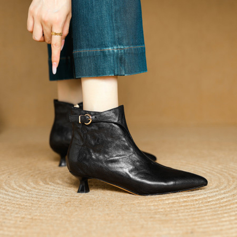 French-style Vintage Pointed-toe Mid-heel Ankle Boots For Women foto 3