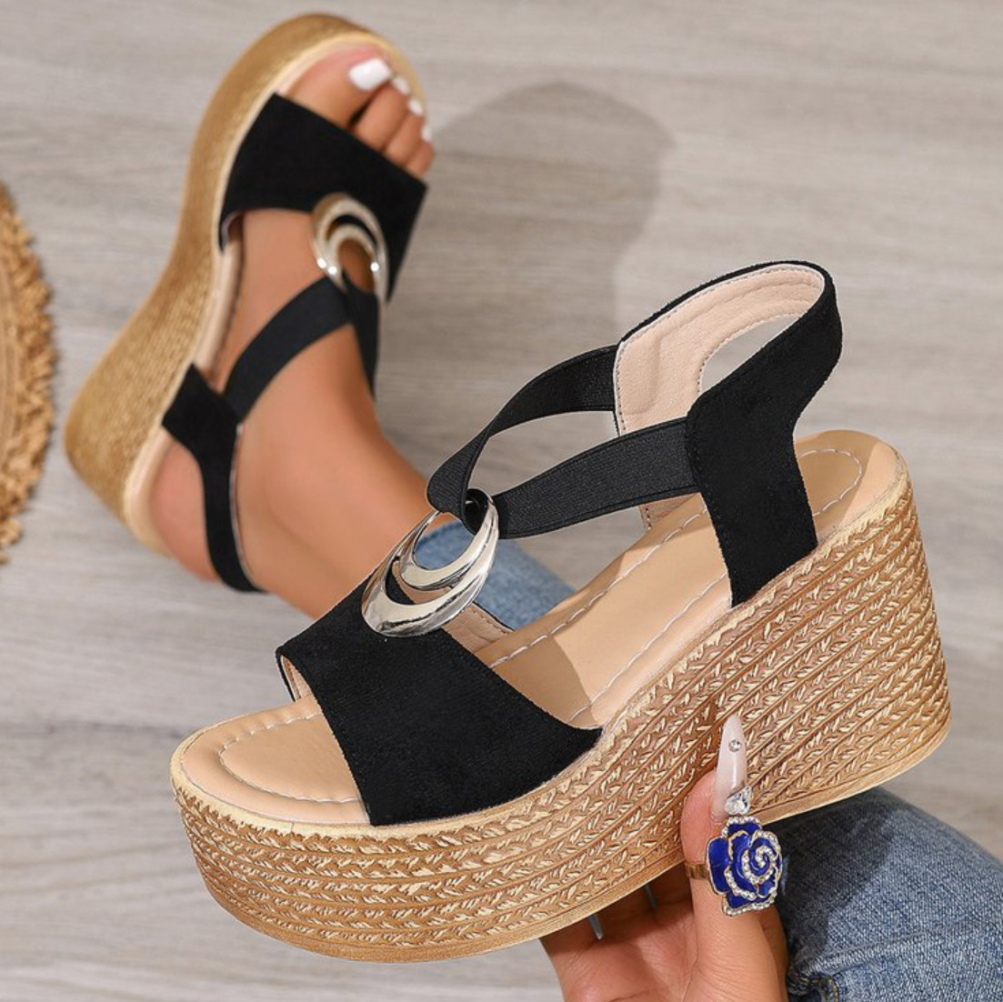 Fashionable Open-Toe Wedge Sandals With Thick Sole For Height Increase foto 2