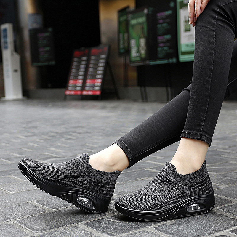 Platform Slip-on Rocking Shoes For Women foto 5