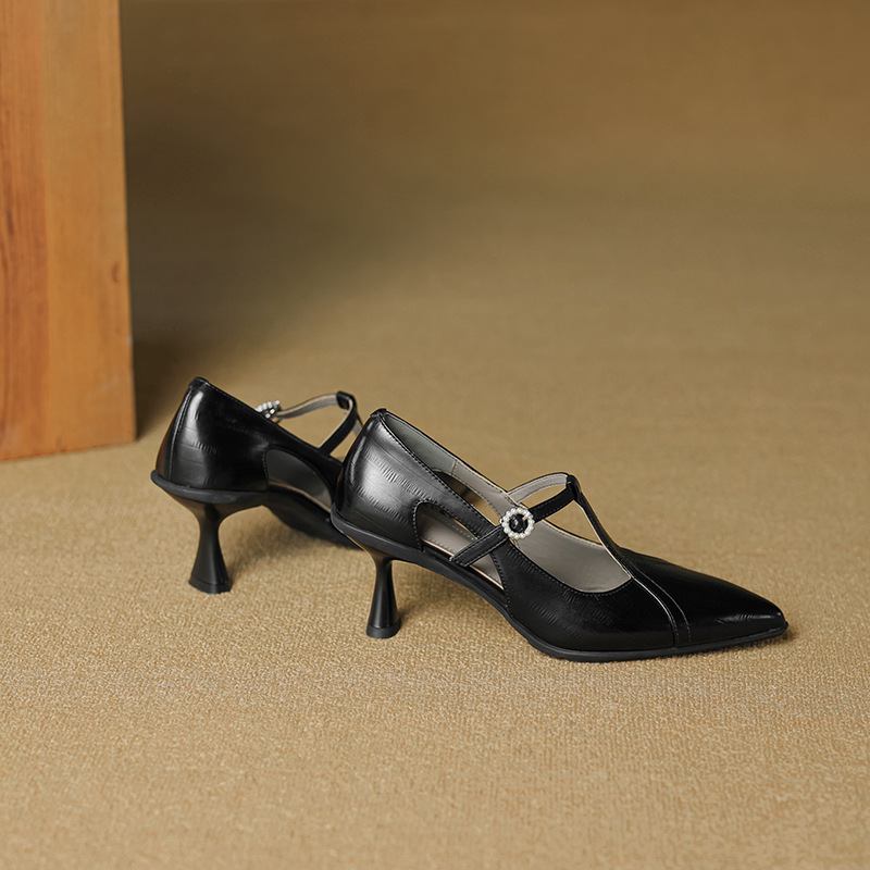 Niche Retro Women's Shoes Sandals For Outerwear