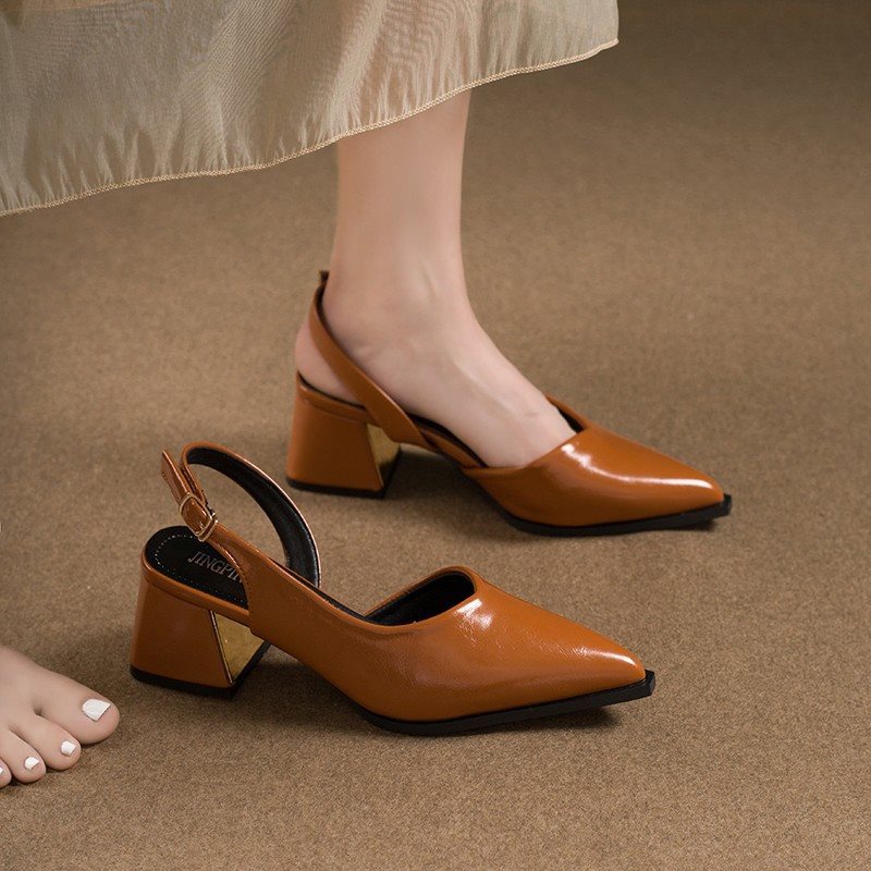 New Exquisitely Designed Closed-toe Sandals For Spring And Summer foto 5