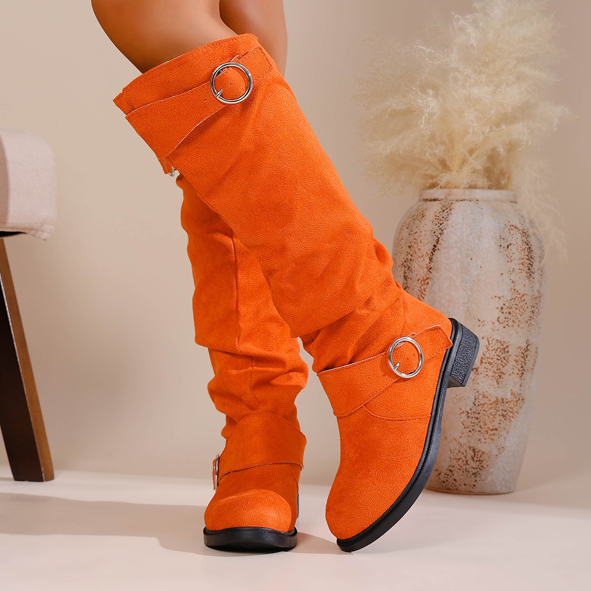 Pleated Flat-bottom Western Cowboy Boots For Women With Belt Buckle foto 3