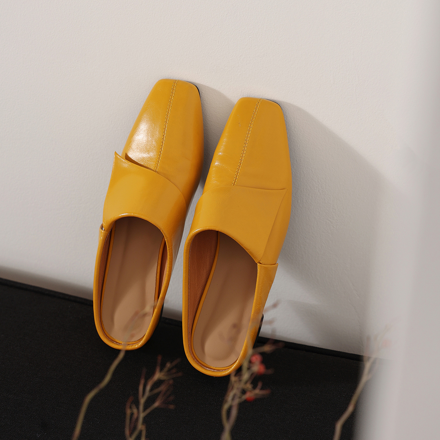 Vintage Washed Full-Grain Cowhide Fold-Over Mules, Ladies Square Toe Low Heel Backless Loafers foto 3