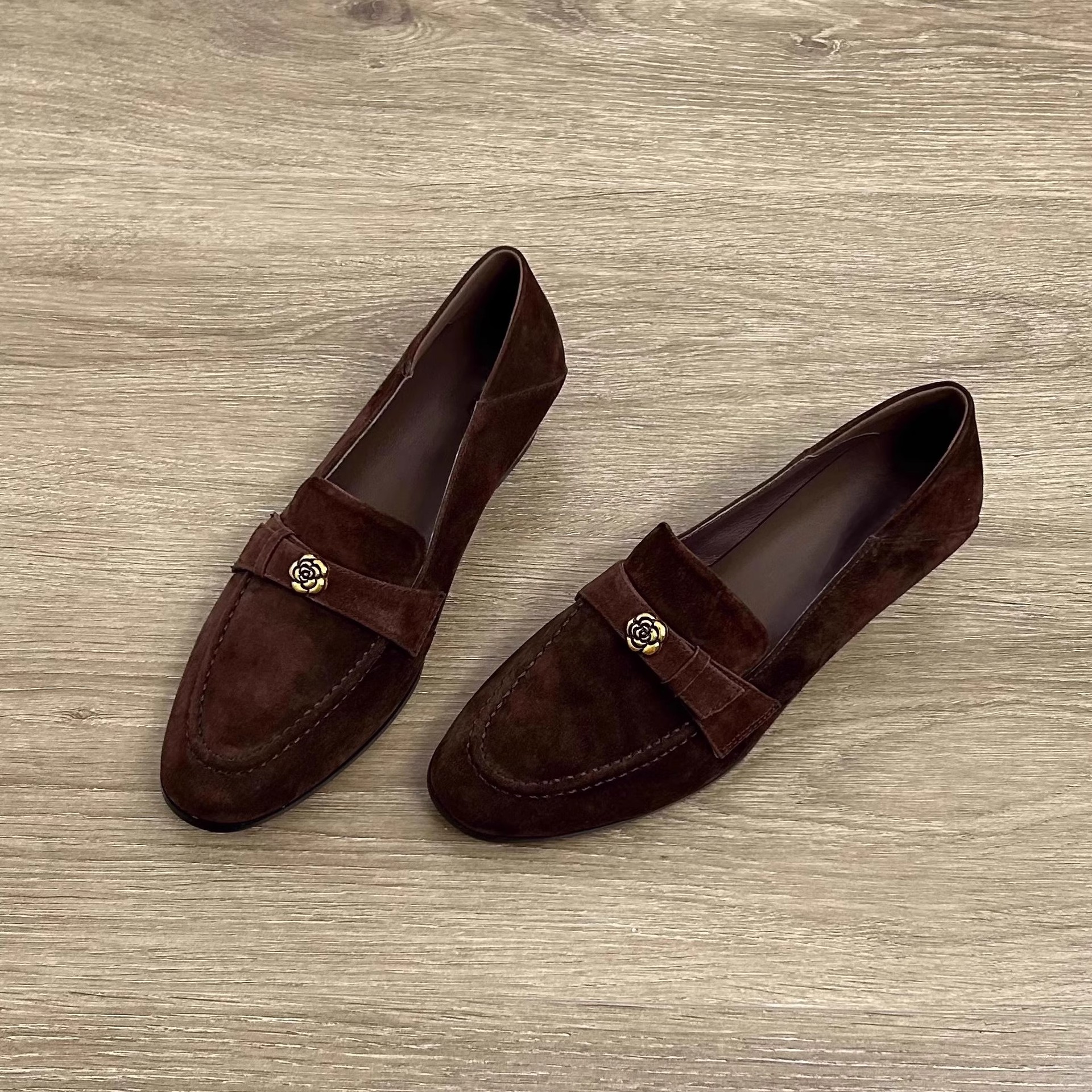 Retro French Camellia Loafers For Women foto 3