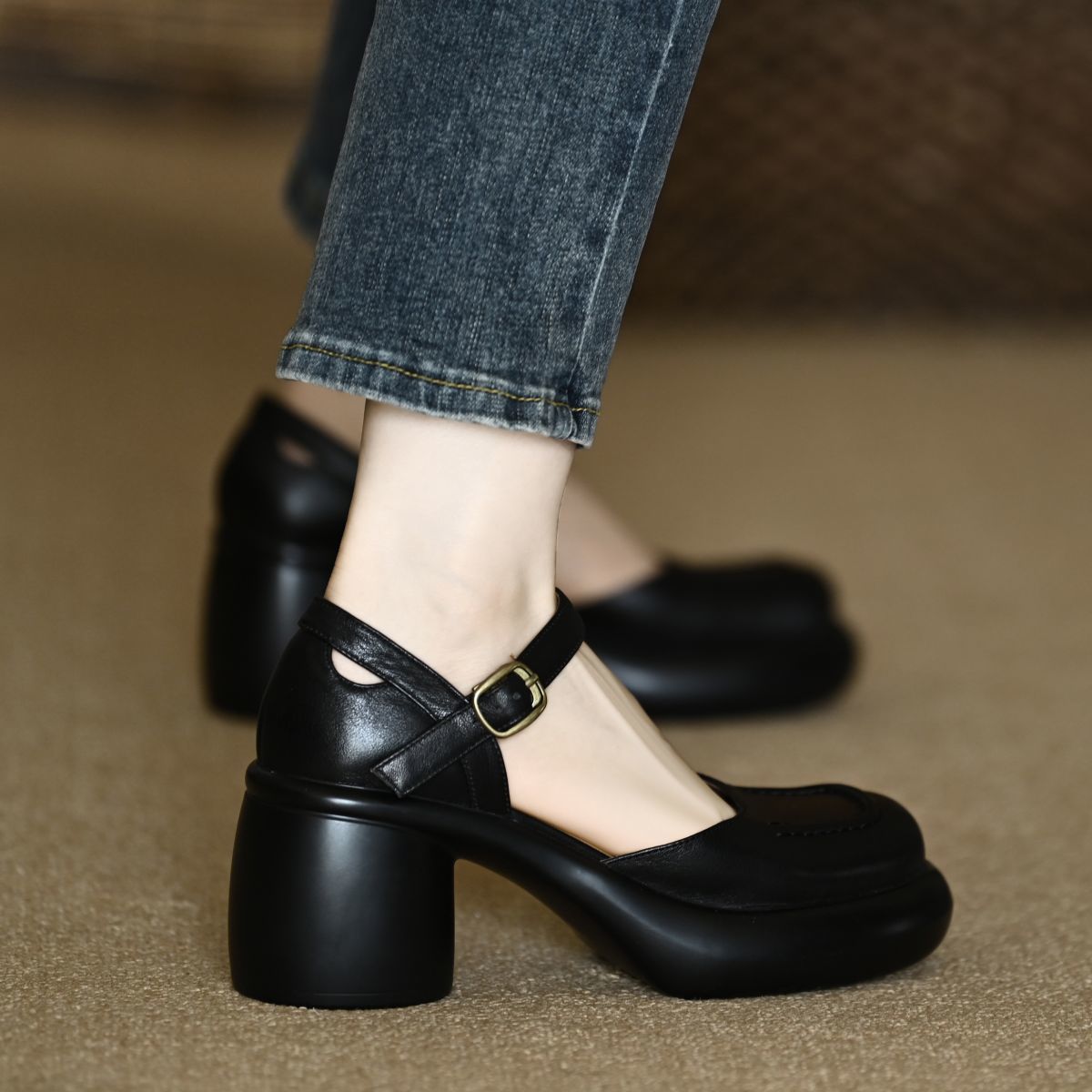 Closed Toe Thick Heel Ankle-strap Shallow Mouth foto 4