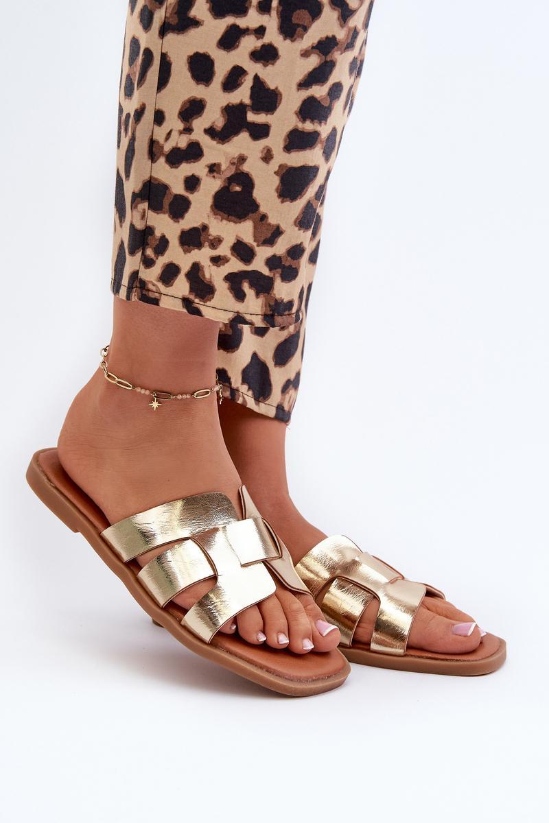 Slippers Step in style