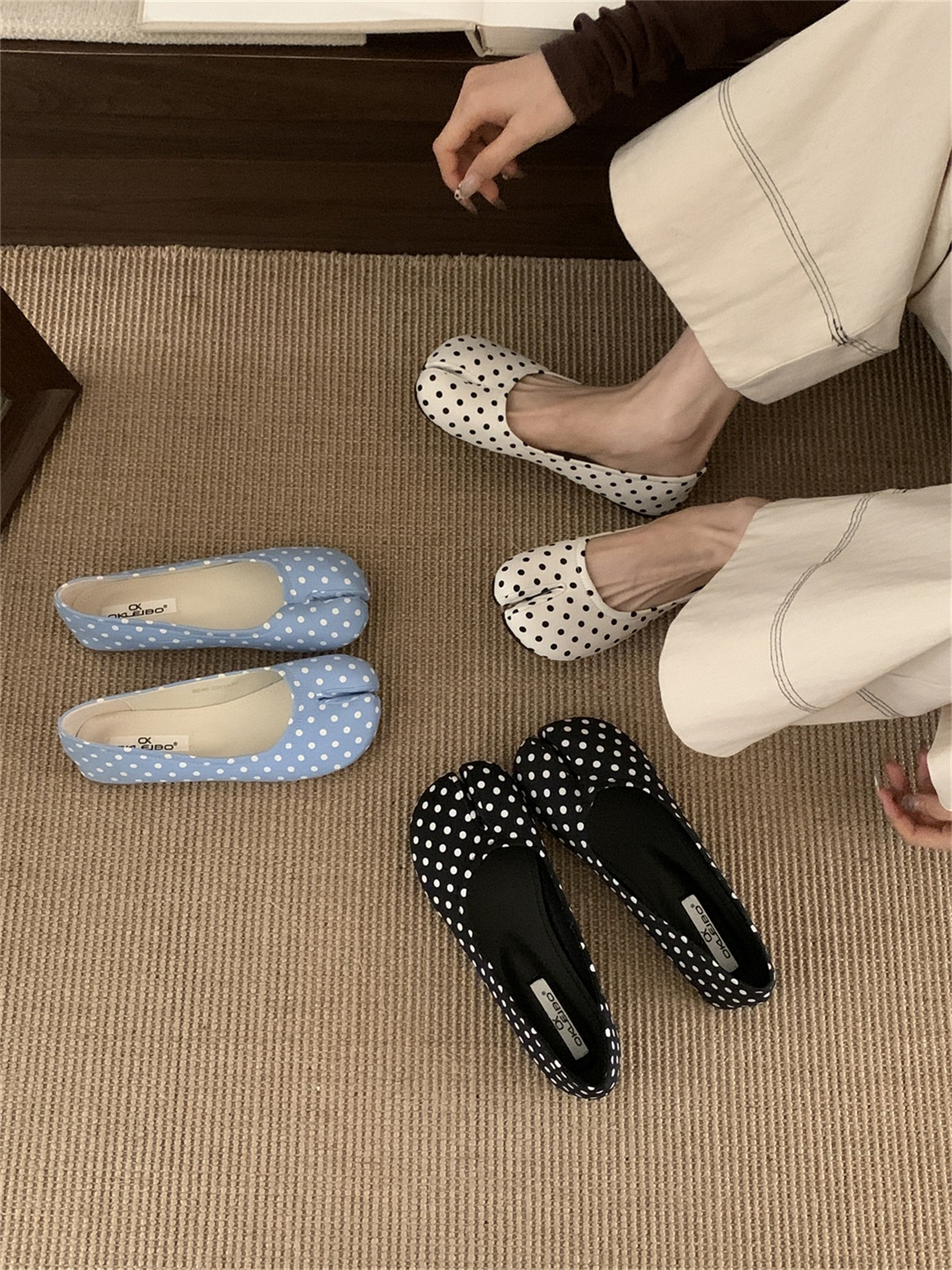 Horseshoe Split Toe Sheep Hooves Shallow Mouth Soft Bottom Flat Shoes foto 2