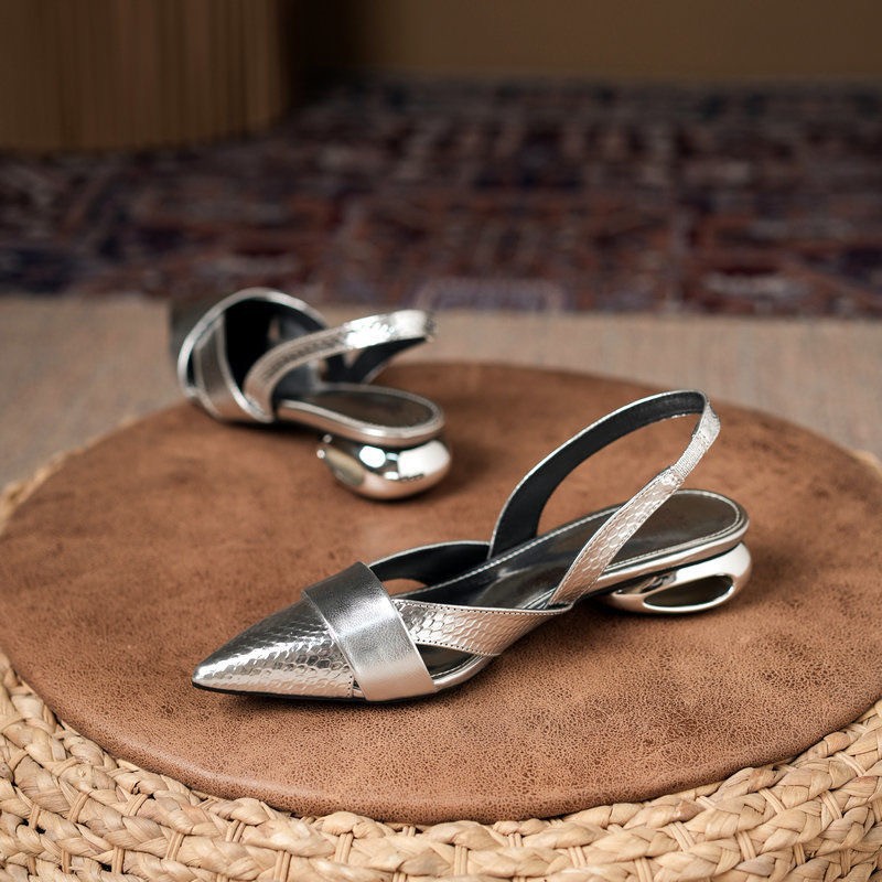 Luxury Womens Patent Leather Cutout High-Heel Sandals foto 2
