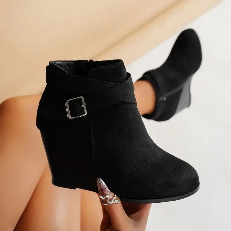 Side Zipper Design Black Wedge Heel Booties foto 3