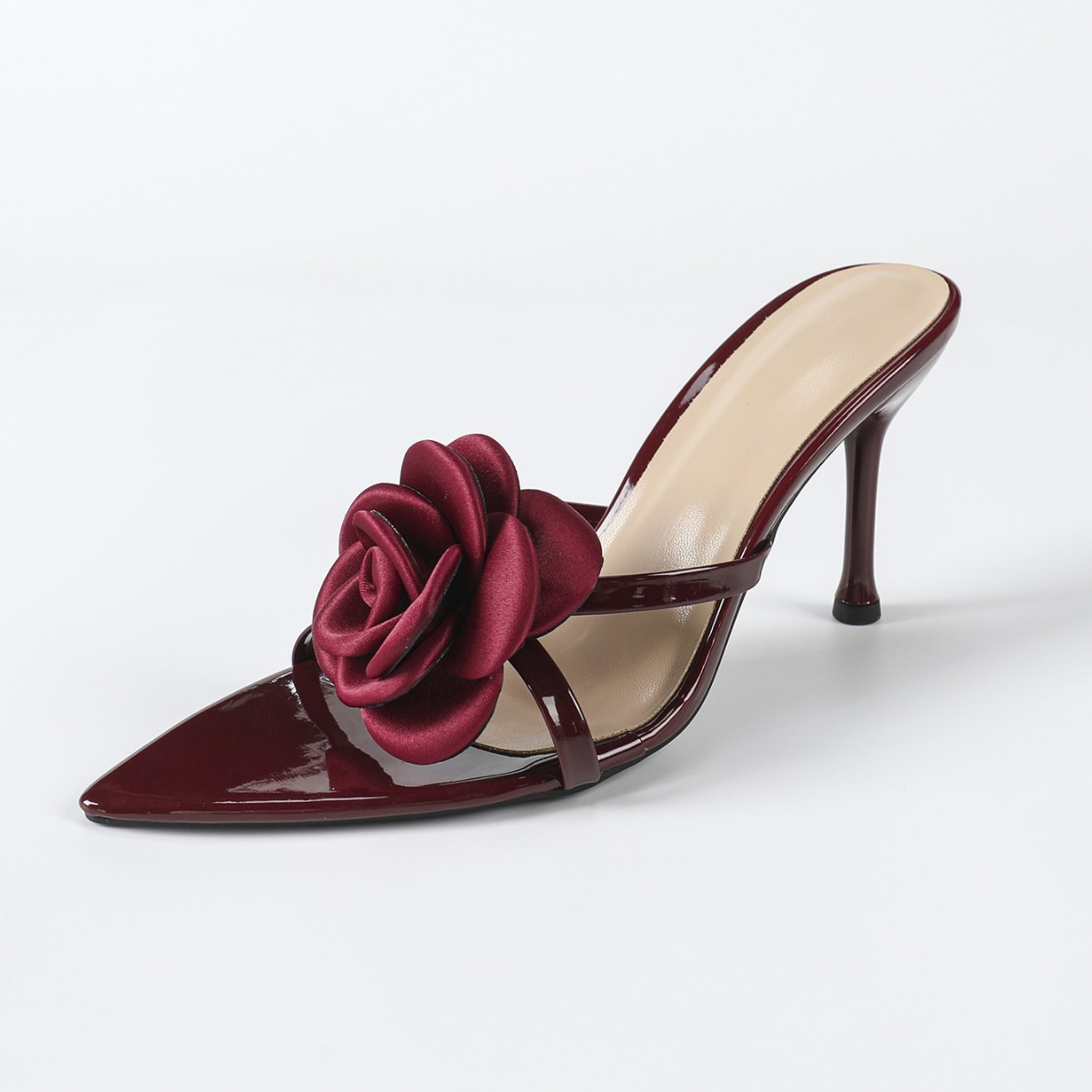 Three-dimensional Flower Patent Leather Pointed-toe High-heeled Sandals For Women foto 2