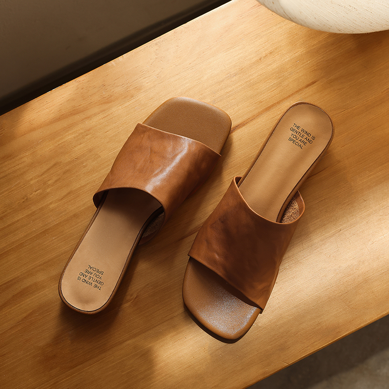 Luxury Dyed Full Grain Leather Closed Back Sandals, Full Grain Cowhide Insole, Low Block Heel Non Slip TPR Outsole Casual Summer Footwear foto 5