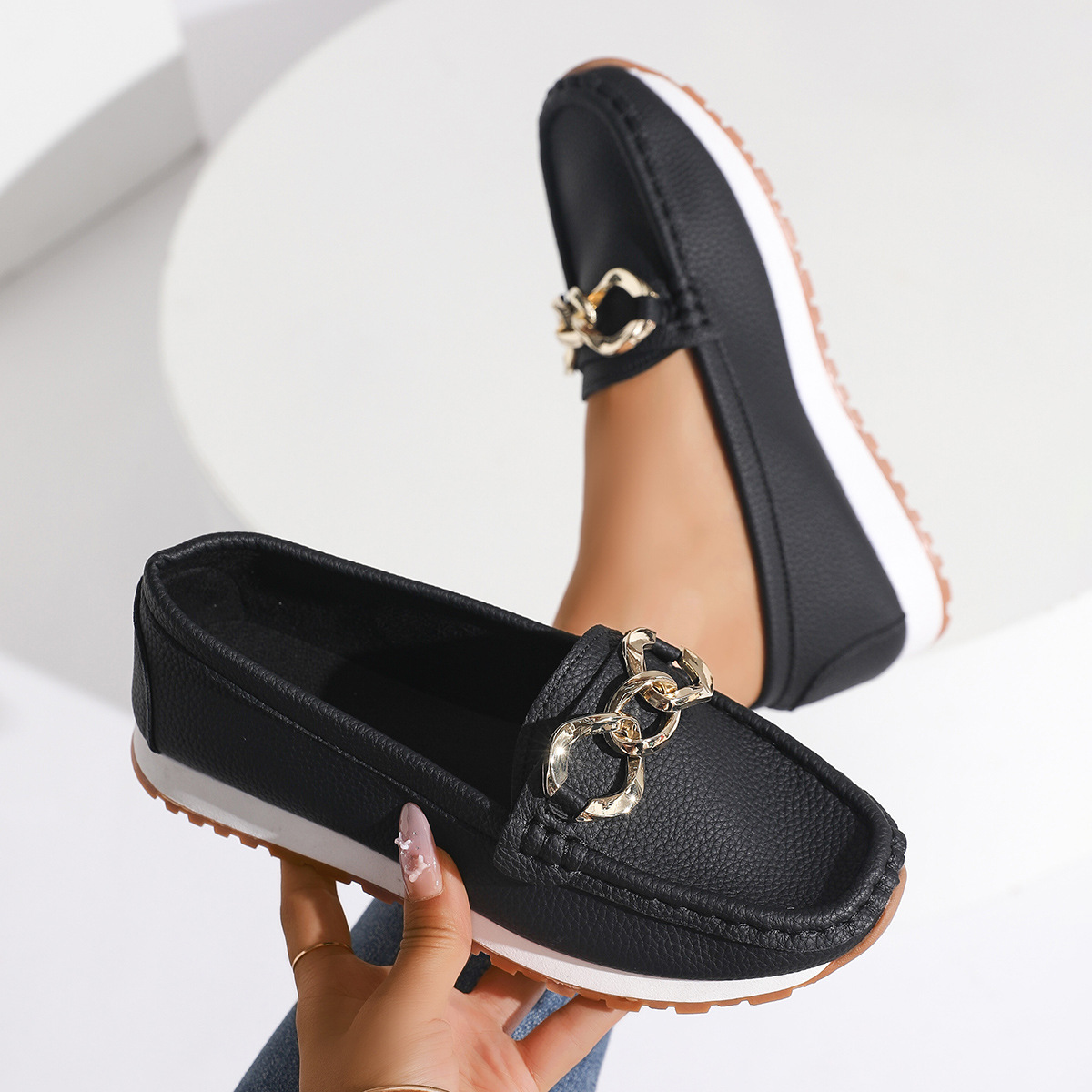 Chains Flats Womens Fashion Casual Comfortable Slip-on Shoes Loafers Spring Summer Fall foto 3
