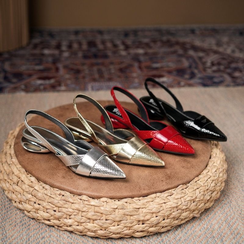 Luxury Womens Patent Leather Cutout High-Heel Sandals foto 3