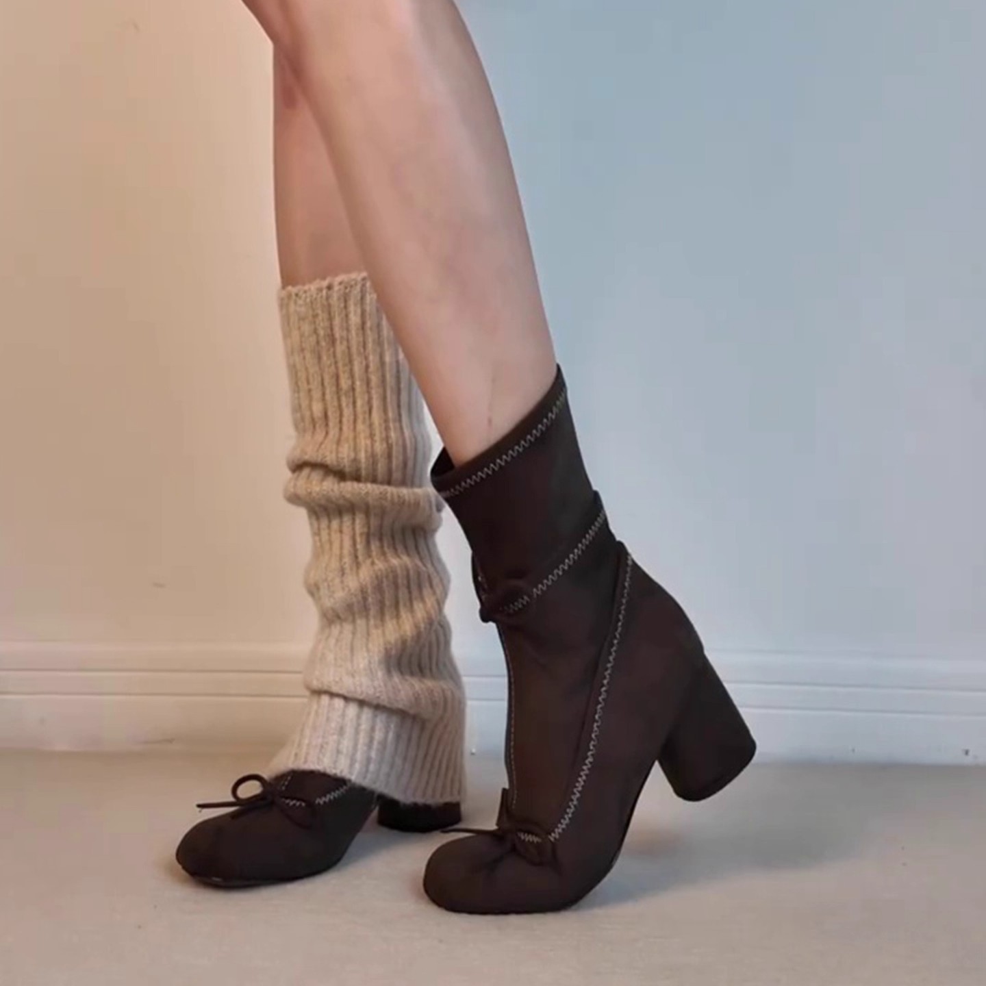 French-style Chunky-heel Womens Boots With A Side Zipper For A Slimming Versatile Look foto 3