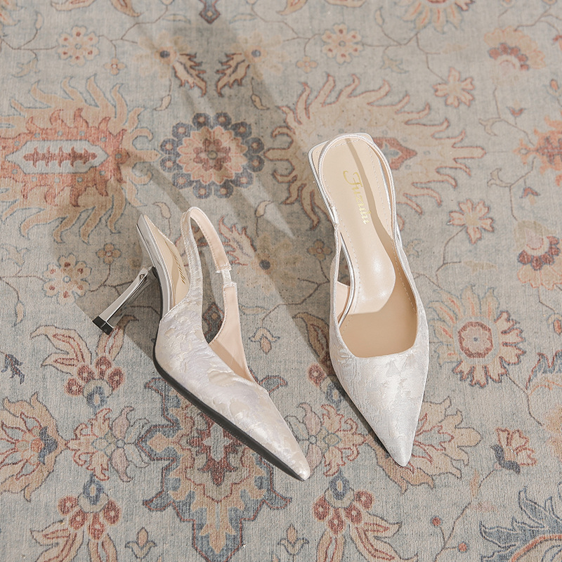 Chinese-style Casual High Heels For Women foto 4