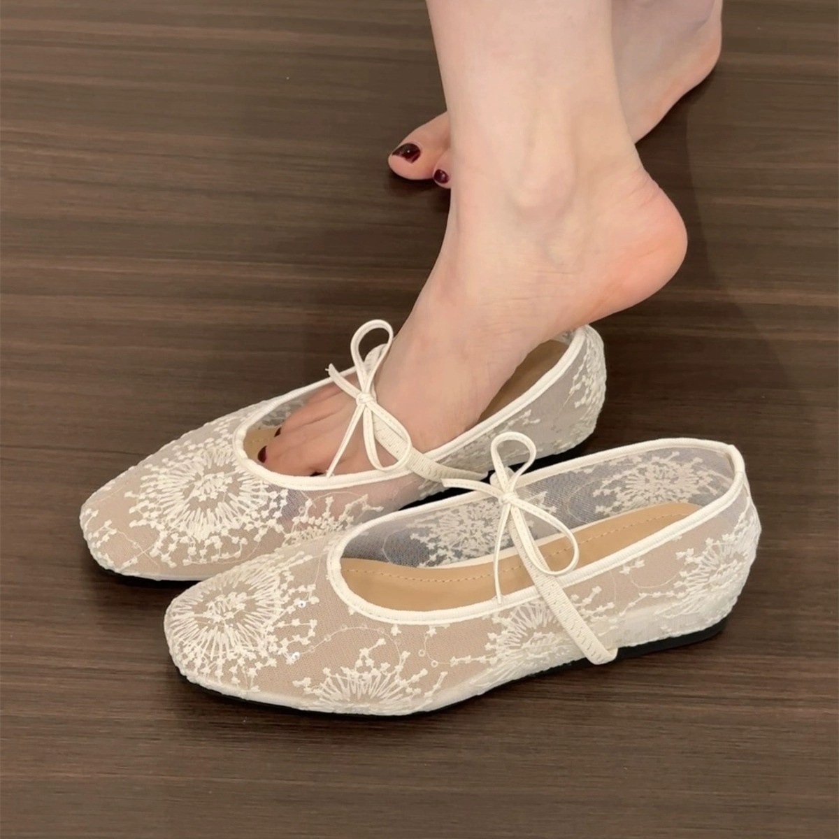 Spring Mesh Breathable Square Toe Mary Jane Pumps foto 4