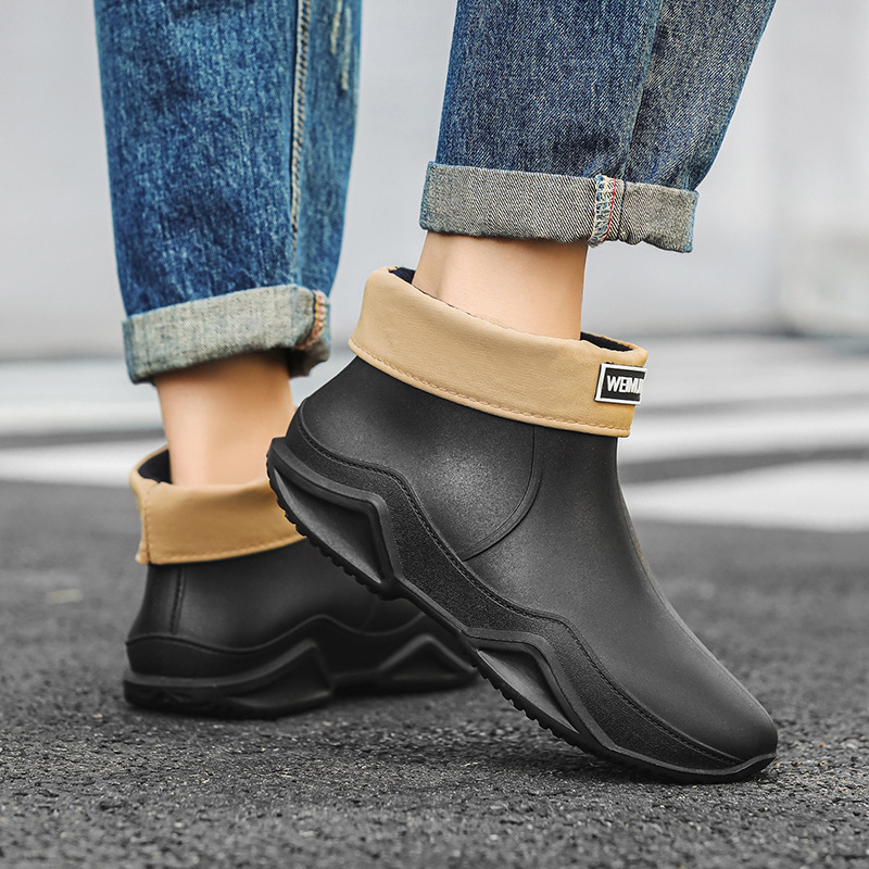 New Men's Rain Boots Short Tube Outdoor Waterproof Shoes foto 4