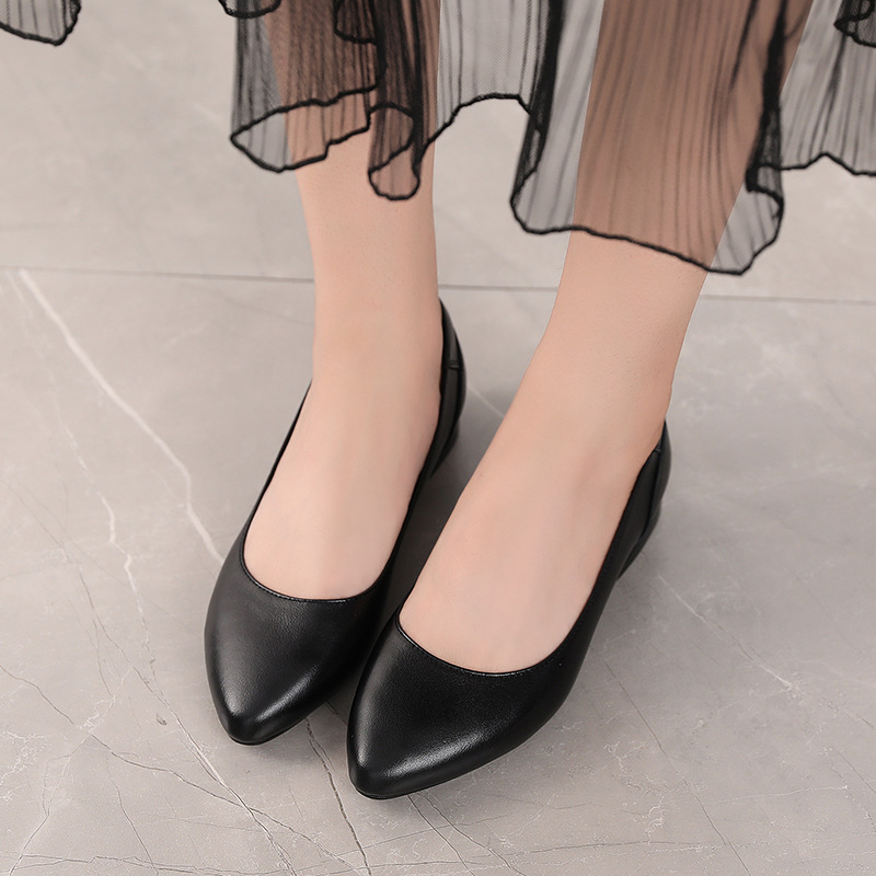 Autumn Cowhide Flat Pointed Low-cut Shoes foto 2