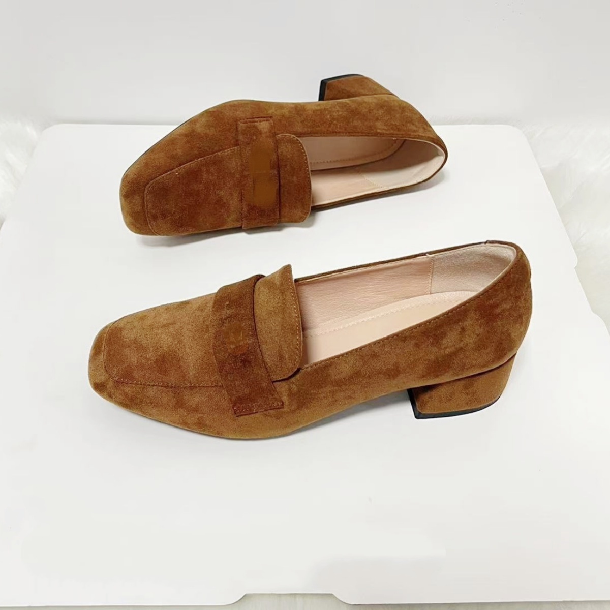 Women's Chunky Square Toe Suede High Heels foto 2