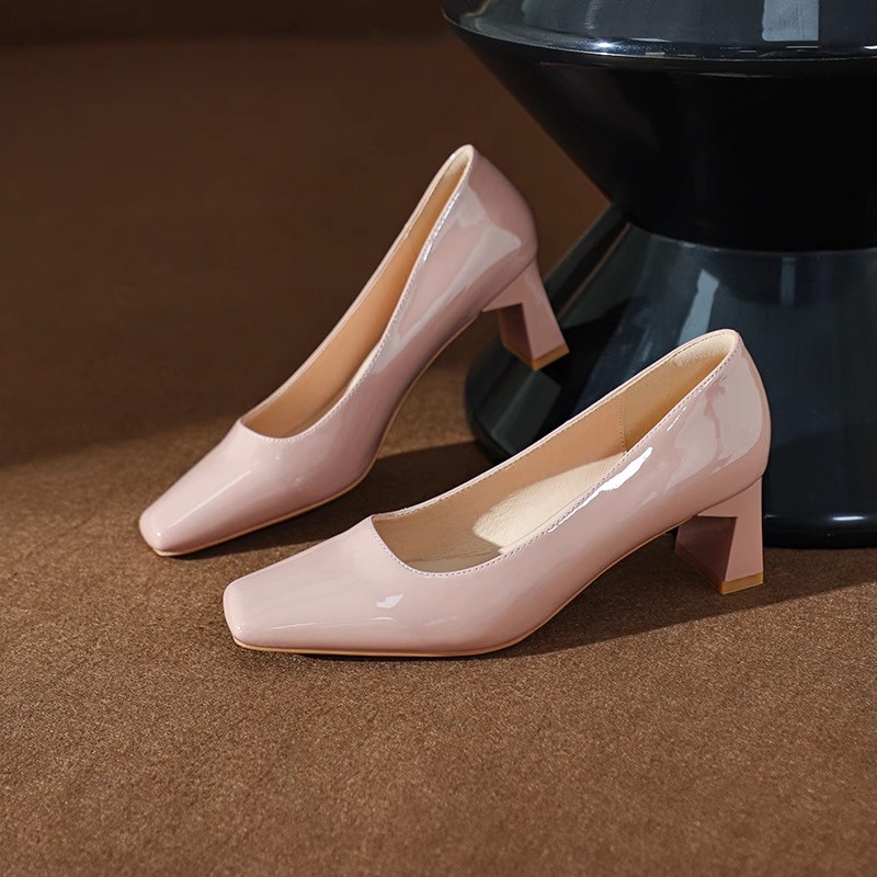 Classic Style High Heel Patent Leather Square Toe Light Luxury French Shoes foto 5
